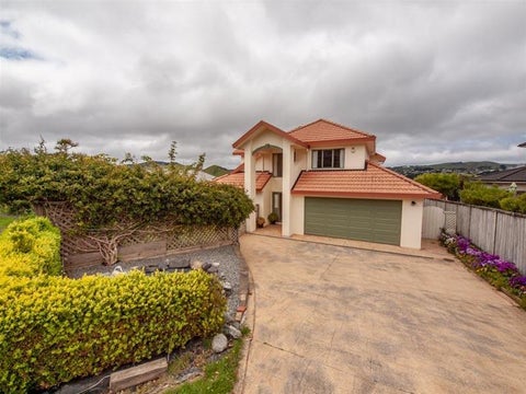 9 Radstock Grove, Churton Park, Wellington