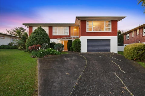 16 Highlight Parade, Te Atatu South, Auckland