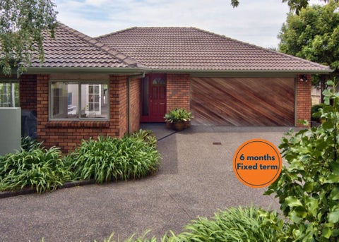 13 La Roche Place, Northcote, Auckland