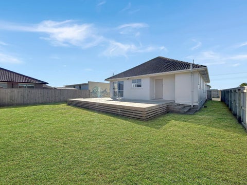 90B Smart Road, Glen Avon, New Plymouth