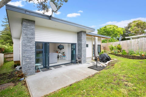 737A Swanson Road, Swanson, Auckland