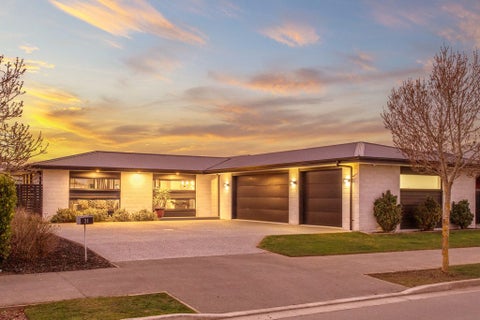 21 Oaks Drive, Lincoln, Lincoln