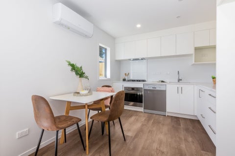 2/12 Mana Avenue, Titahi Bay, Porirua