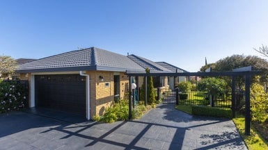 32 Millennium Hill, Paraparaumu