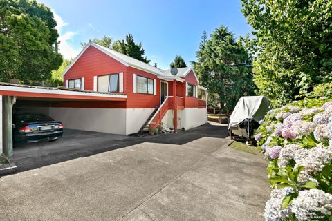 15 Scarlet Drive, Ranui, Auckland