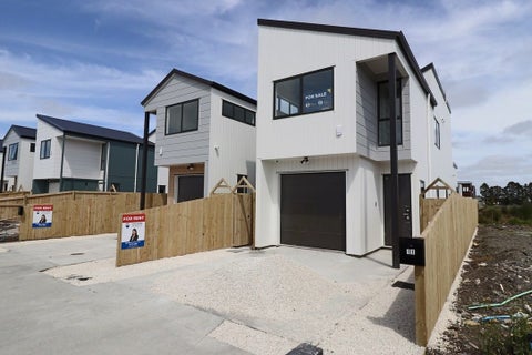 11 John Gray Street, Papakura, Papakura