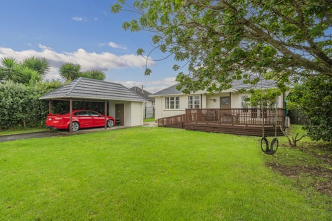 8A Hannan Road, Whitianga