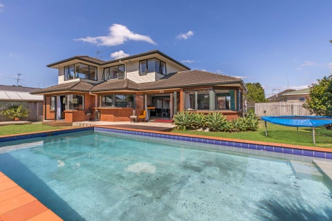 35A Clevedon Road, Papakura, Papakura