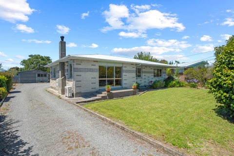 29 Oxford Street, Martinborough