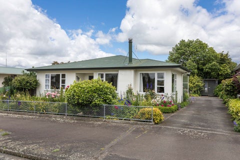 15 Victoria Avenue, Dannevirke
