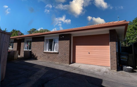100 Crawford Avenue, Mangere Bridge, Auckland