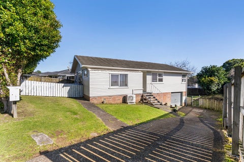 21 Hobart Crescent, Wattle Downs, Auckland