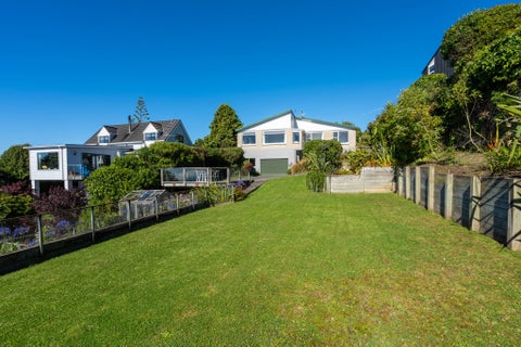 25 Sutcliffe Street, Saint Clair, Dunedin