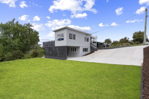 107 Third View Avenue, Beachlands, Auckland