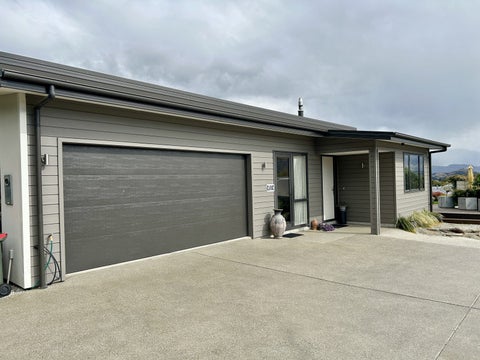 4 Bovett Place, Wanaka