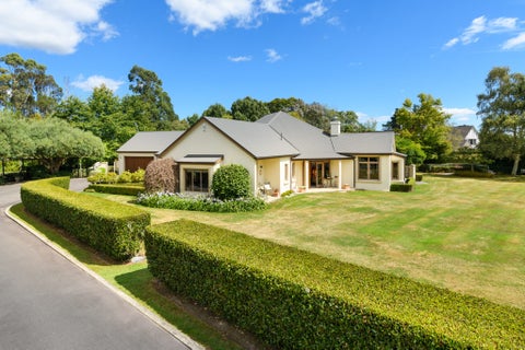 5 Waicola Drive, Fitzherbert, Palmerston North