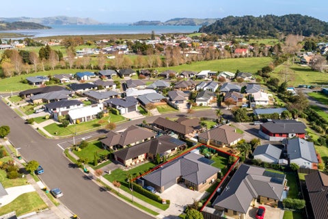 13 Victoria Street, Coromandel, Coromandel