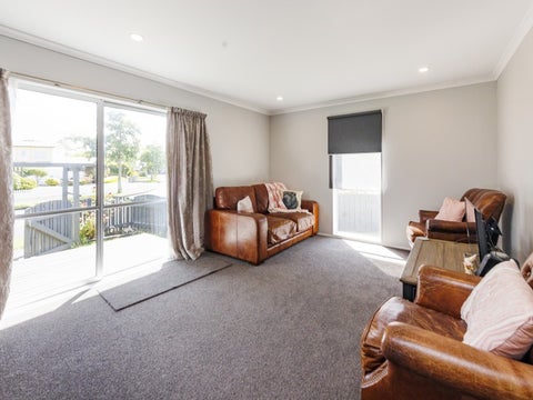 17A Apollo Parade, Milson, Palmerston North