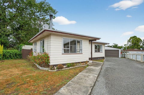 51 Montgomery Crescent, Lansdowne, Masterton
