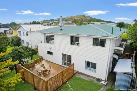 77 Baylands Drive, Newlands, Wellington