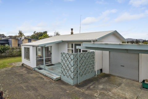 6B ROBERT MCKEEN ST, OTAKI BEACH, OTAKI