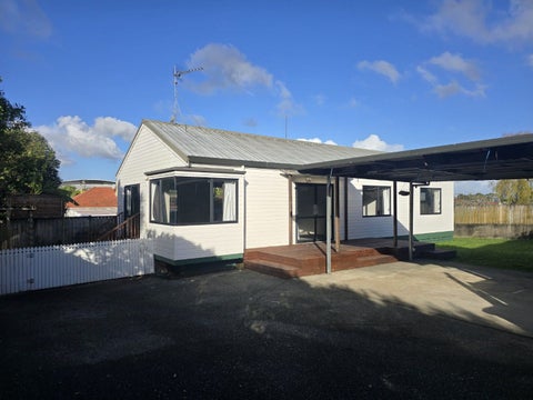22 Chiltern Crescent, Glen Innes, Auckland