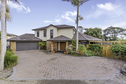 9 Nicholas Gibbons Drive, Clendon Park, Auckland