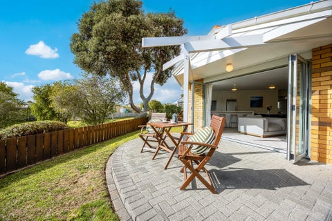8/23 Lakeside Drive, Orewa, Orewa