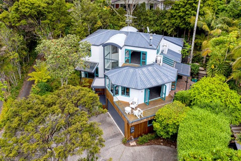 104 Takahe Road, Titirangi, Auckland