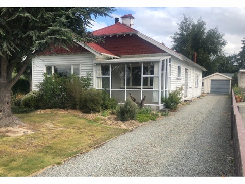 31 Regent Street, Fairlie