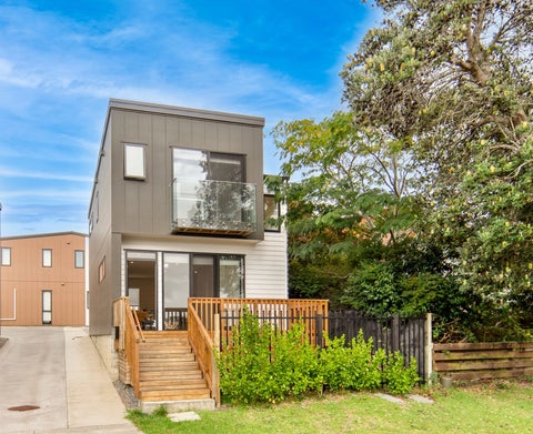 2/20 Eban Avenue, Hillcrest, Auckland