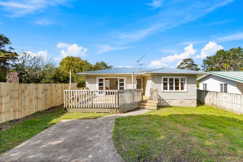 34 Stottholm Road, Titirangi, Auckland