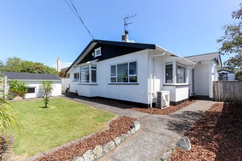 186 Carrington Street, Lower Vogeltown, New Plymouth