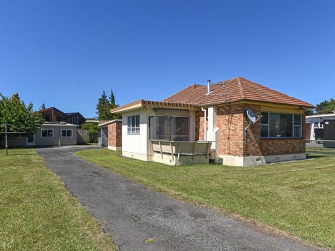 9 Isobel Street, Fairy Springs, Rotorua