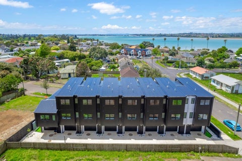 55 Kawiti Avenue, Point England, Auckland