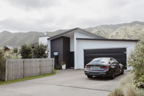 72 Waipunahau Road, Waikanae, Waikanae