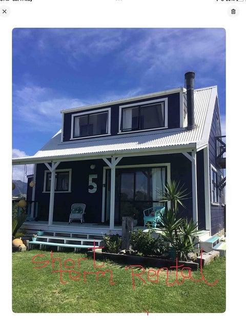 5 Kitchener Street, Te Horo Beach