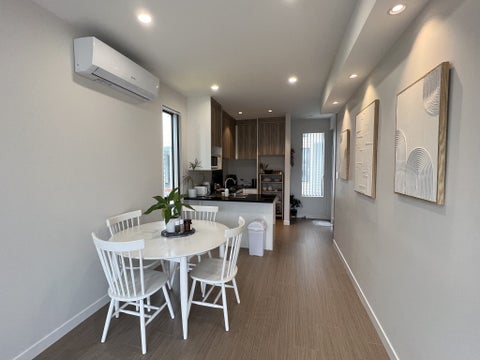 3/21 Akoranga Drive, Northcote, Auckland