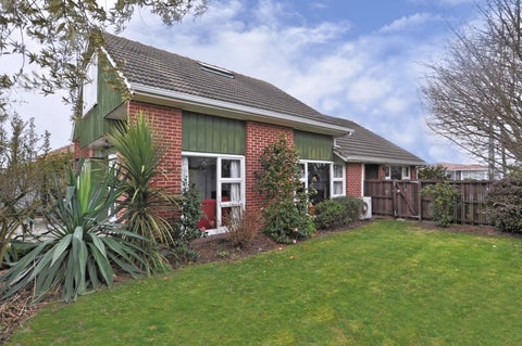 55 Daniels Road, Redwood, Christchurch
