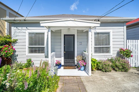 1/50 Beach Street, Petone, Lower Hutt