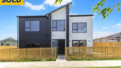 16A Grande Vue Road, Papatoetoe, Auckland