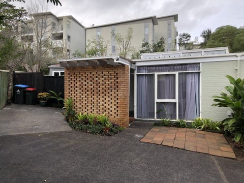 1/20 Orcades Place, Lynfield, Auckland