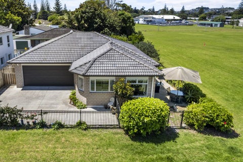 18A Centreway Road, Orewa, Orewa