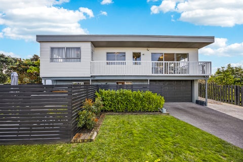 160 Weatherly Road, Torbay, Auckland