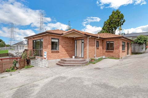 48 Beaubank Road, Kelston, Auckland