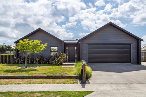16 Fantail Avenue, Carterton
