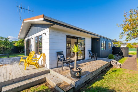 75 Mazengarb Road, Paraparaumu Beach, Paraparaumu
