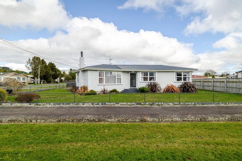 8 King Street, Pahiatua