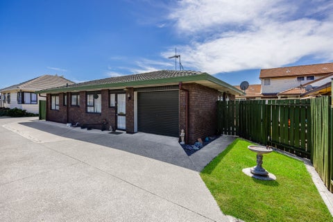 2/3 West Street, Papakura, Auckland