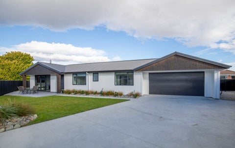 32 Plunket Street, Omakau, Omakau